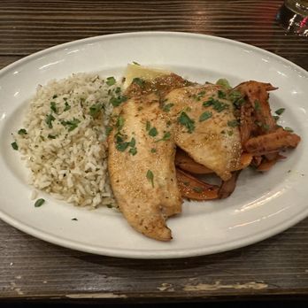 Old Irving Brewing - Blackened fish - Breweries Near Me - Chicago, Illinois Old Irving Brewing - Blackened fish - Breweries Near Me - Chicago, Illinois