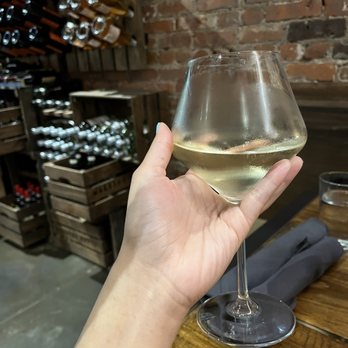 Maestro Pasta - Wine - Italian Near Me - New York, New York