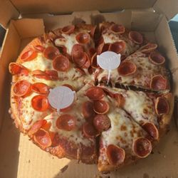 DeFelice Bros Pizza - Moundsville - Pep pizza
