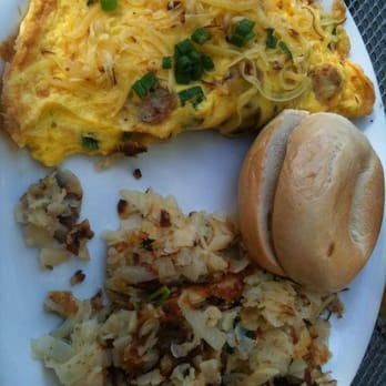 Stacks - Chicken apple omelet with hashbrowns & bagel. - Breakfast & Brunch Near Me - Campbell, California Stacks - Chicken apple omelet with hashbrowns & bagel. - Breakfast & Brunch Near Me - Campbell, California