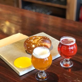 The Drake Eatery - House-made everything, lol. - Tapas/Small Plates Near Me - Victoria, British Columbia