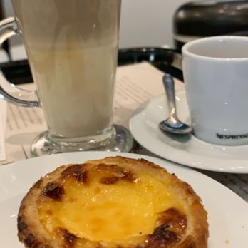 Versailles - Bakeries Near Me - Lisbon, 11