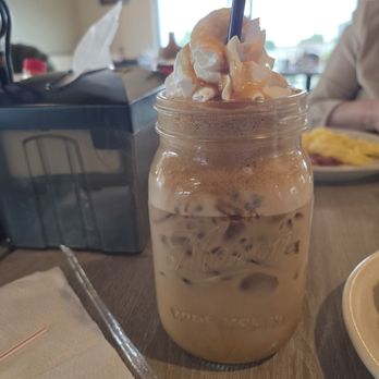 Charmer’s Fresh Burgers - Caramel iced coffee - Burgers Near Me - Banning, California