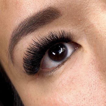 Bougie Lash - Mega volume perfection. - Eyelash Service Near Me - Santa Barbara, California Bougie Lash - Mega volume perfection. - Eyelash Service Near Me - Santa Barbara, California