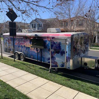 Games Straight 2 U - Game Truck Rental Near Me