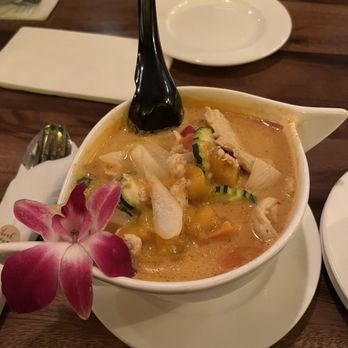 Bangkok Boulevard - Mango curry - Thai Near Me - Hamden, Connecticut