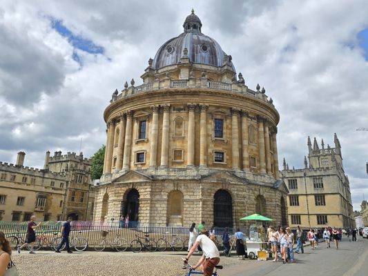 Radcliffe Camera by null