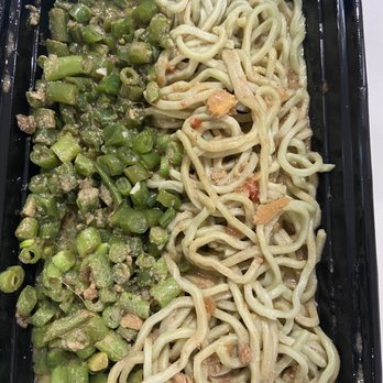 Trendy Vegan - Dan Dan Noodle - Vegan Near Me - Houston, Texas