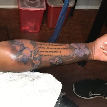 Magik 5 Tattoo - After tattoo was first done. March 17th, 2017 @ approximately 10 PM - Tattoo Near Me - Oakland Park, Florida Magik 5 Tattoo - After tattoo was first done. March 17th, 2017 @ approximately 10 PM - Tattoo Near Me - Oakland Park, Florida