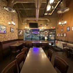 Maiwand Kabob - Room