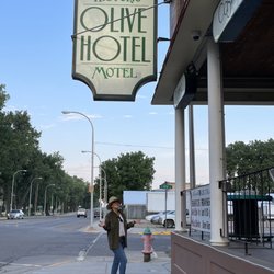 Olive Hotel - Front entrance.