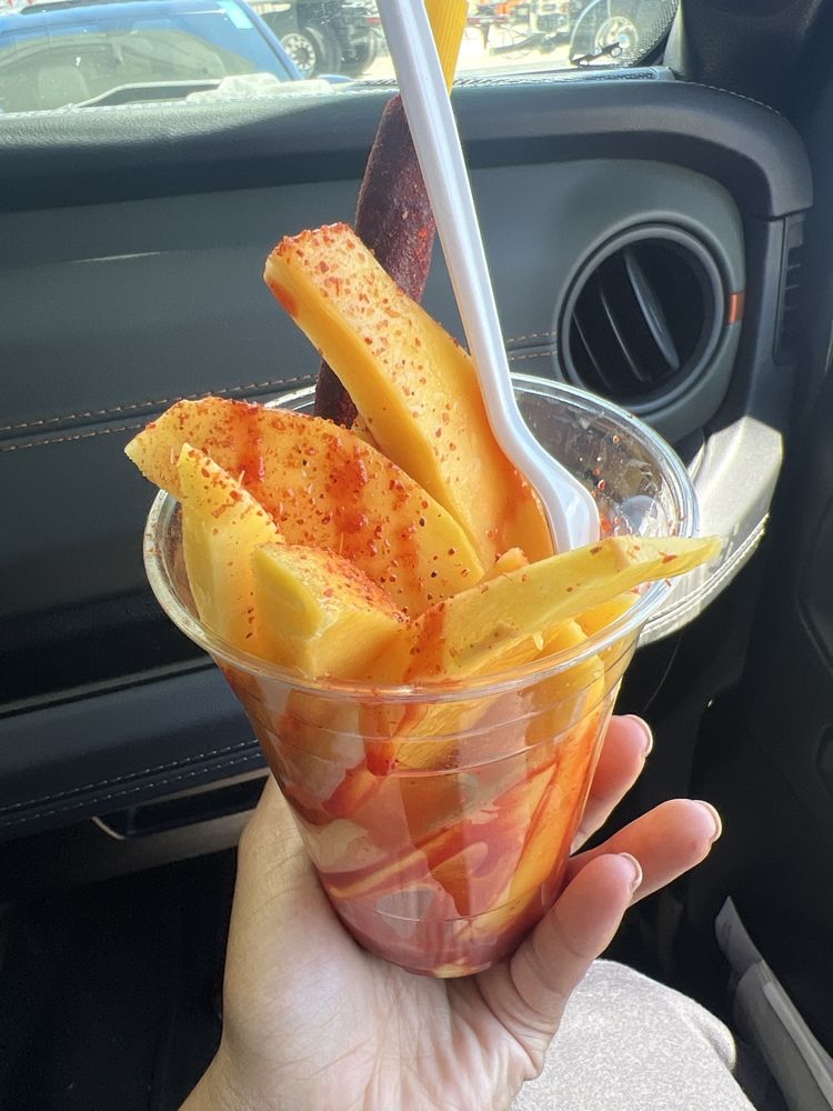 S & A La Michoacana Ricos Sabores Logo