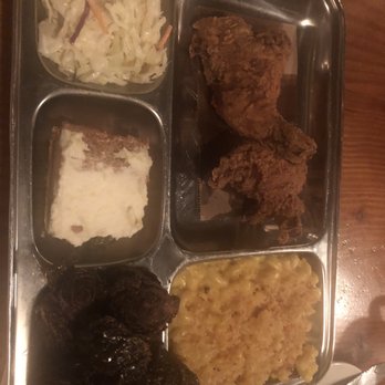 The Shanty - Baked macaroni and cheese, coleslaw, Brussels sprouts and Cornish hen Dessert: "sugar cookie" - New American Near Me - Warwick, Rhode Island