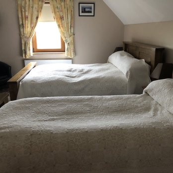 Twin Peaks B&B - Bed & Breakfast Near Me - Doolin, CE Twin Peaks B&B - Bed & Breakfast Near Me - Doolin, CE