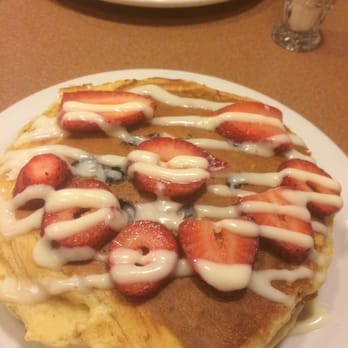 Denny's - Breakfast & Brunch Near Me - Moorpark, California