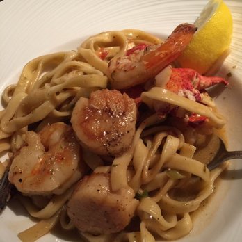 Fishbones - Seafood Near Me - Chelmsford, Massachusetts