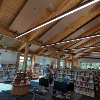 Multnomah County Library - Belmont - Upstairs in the new wing has a fair amount of light, and nice sight lines. - Libraries Near Me - Portland, Oregon