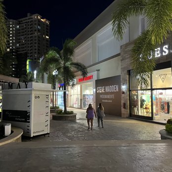 La Isla - Shopping Centers Near Me - Puerto Vallarta, JAL