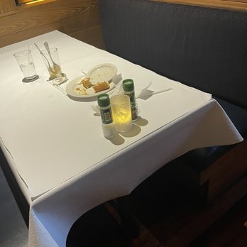 Bonefish Grill - Dirty table - Seafood Near Me - Tallahassee, Florida Bonefish Grill - Dirty table - Seafood Near Me - Tallahassee, Florida