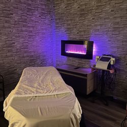 Nails by Nicci Salon And Boutique - Eyelash Extension and Waxing Station