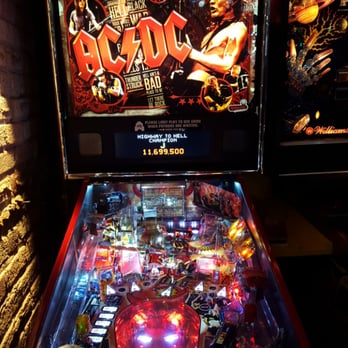 Headquarters Beercade River North - Pinball! - Bars Near Me - Chicago, Illinois