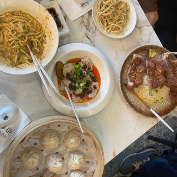 Supreme Dumplings - Spicy wonton in the middle! - Shanghainese Near Me - Bellevue, Washington Supreme Dumplings - Spicy wonton in the middle! - Shanghainese Near Me - Bellevue, Washington