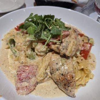 Red Fox Restaurant & Bar - Blackened chicken fettuccine - Sandwiches Near Me - Middletown, Connecticut Red Fox Restaurant & Bar - Blackened chicken fettuccine - Sandwiches Near Me - Middletown, Connecticut