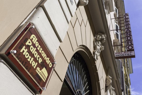 Alessandro Palace & Bar by null