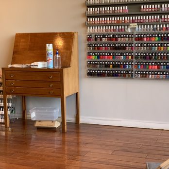 Chic Happens Nails - Covid-19 safety - they are constantly wiping before each service and pumping antibacterial to customers hands. - Nail Salons Near Me - Hicksville, New York