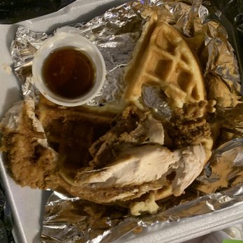 The Cozzy Corner - Soul Food Near Me - Appleton, Wisconsin The Cozzy Corner - Soul Food Near Me - Appleton, Wisconsin