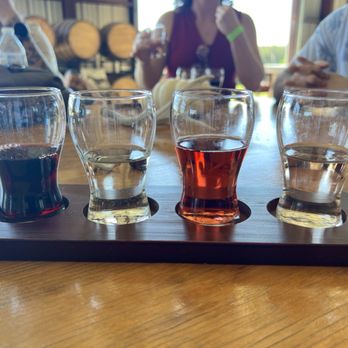 Grapetown Vineyard - Wineries Near Me - Fredericksburg, Texas
