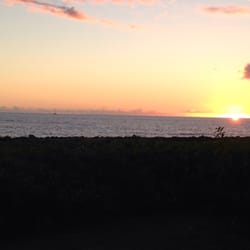 Hale Puka Ana - Sunset and Ocean from 2nd floor lanai Dec 2013