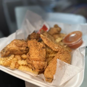 Dad's BBQ - Fried chicken and fries - Barbeque Near Me - Antioch, California