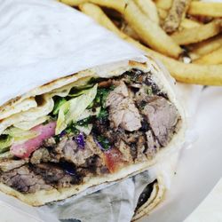 Rise Tacos N Pitas - Steak shawarma