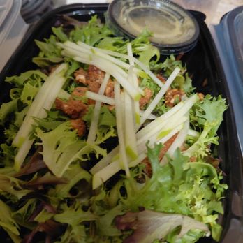 Cafe Navarre - Cafe Navarre salad, no cheese - Italian Near Me - South Bend, Indiana Cafe Navarre - Cafe Navarre salad, no cheese - Italian Near Me - South Bend, Indiana