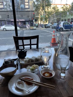 Khatan Sushi by null