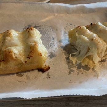 Chicago's Pizza - Garlic loaf - Pizza Near Me - Cloverdale, Indiana Chicago's Pizza - Garlic loaf - Pizza Near Me - Cloverdale, Indiana