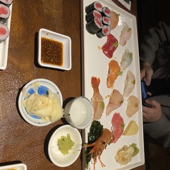 Ootoro Sushi - Sushi Bars Near Me - Irvine, California Ootoro Sushi - Sushi Bars Near Me - Irvine, California