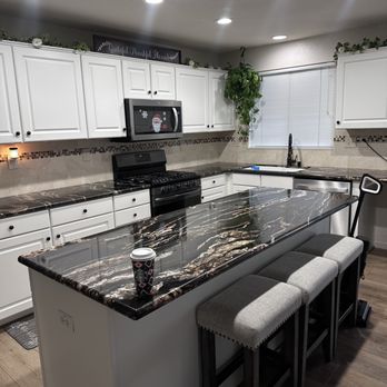 America's Advantage Remodeling - This was our old outdated kitchen :( - General Contractors Near Me - Roseville, California America's Advantage Remodeling - This was our old outdated kitchen :( - General Contractors Near Me - Roseville, California