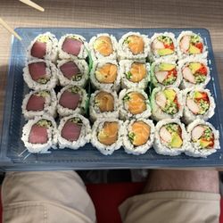Salmon Maki Tuna Maki California Maki
