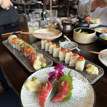 Blufish Sushi Bistro - Schaumburg - Japanese Near Me - Schaumburg, Illinois