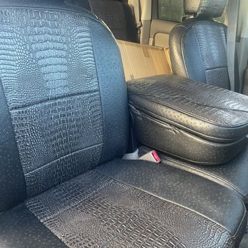 Sedas Upholstery - Caiman y avestruz - Auto Upholstery Near Me - San Bernardino, California Sedas Upholstery - Caiman y avestruz - Auto Upholstery Near Me - San Bernardino, California