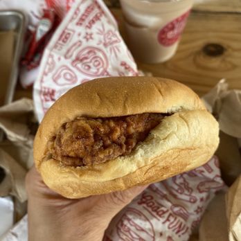 Hat Creek - Chicken Sandwich - Burgers Near Me - San Marcos, Texas Hat Creek - Chicken Sandwich - Burgers Near Me - San Marcos, Texas