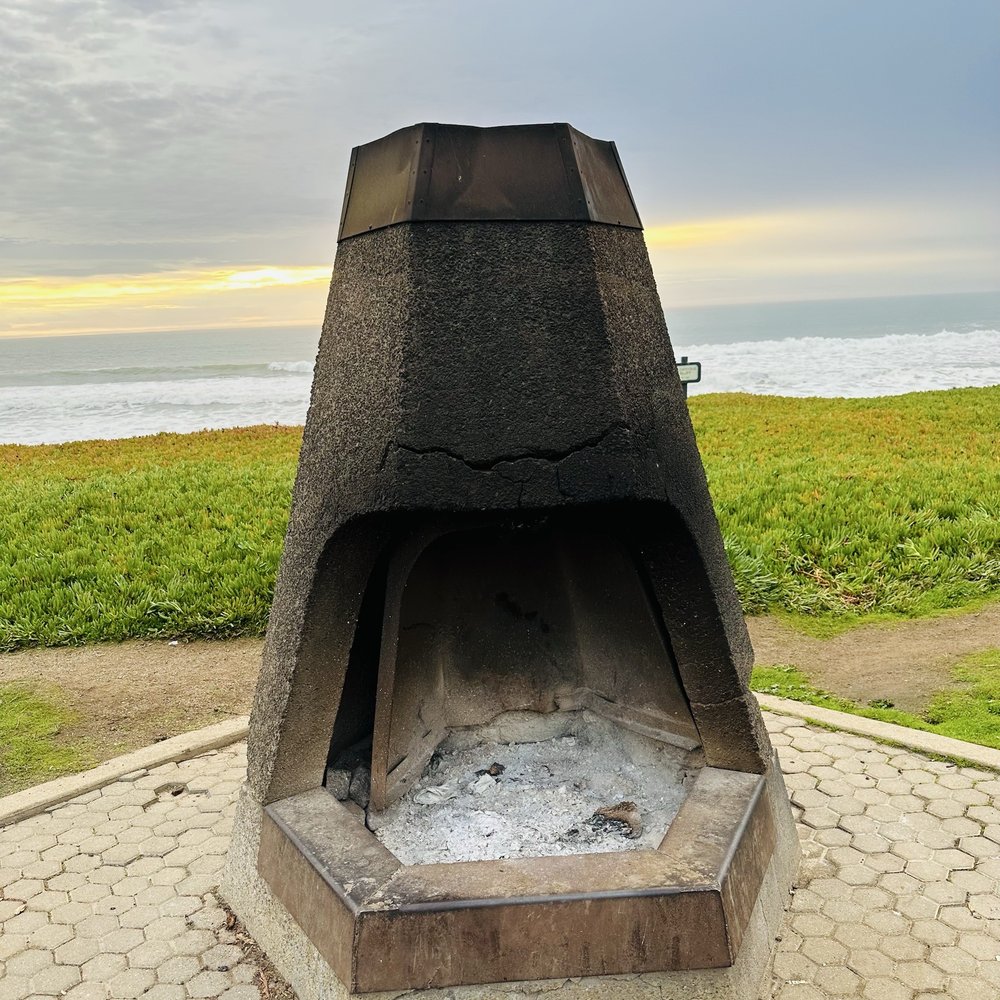 Cavalier Oceanfront Resort - The fire pit - Resorts Near Me - San Simeon, California Cavalier Oceanfront Resort - The fire pit - Resorts Near Me - San Simeon, California