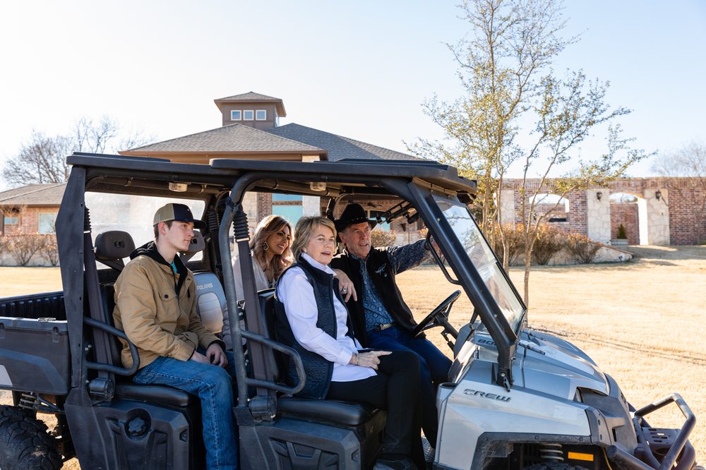 JOE POTTS REALTY GROUP Updated September 2024 26 Photos 5123 EI20