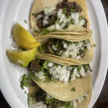 Guanajuato - Lengua and cabeza tacos. - Mexican Near Me - Denton, Texas