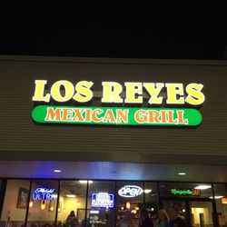 Los Reyes Mexican Grill & Bar - Store front