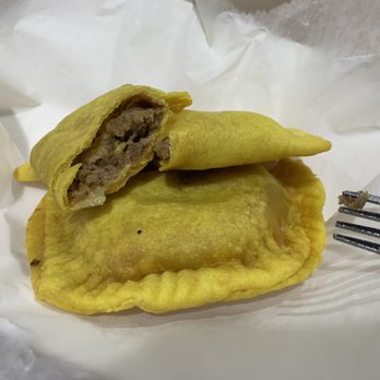 K66 Takeover Cafe - Great beef patties from Mama! - Cafes Near Me - Tulsa, Oklahoma K66 Takeover Cafe - Great beef patties from Mama! - Cafes Near Me - Tulsa, Oklahoma