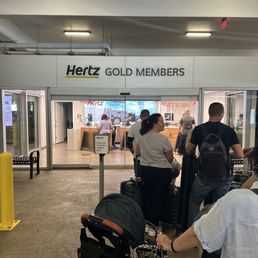 Hertz - shows storefront - Car Rental Near Me - Kahului, Hawaii