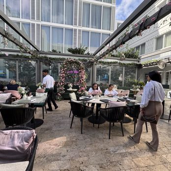 La Vie Belle - Breakfast & Brunch Near Me - Miami Beach, Florida